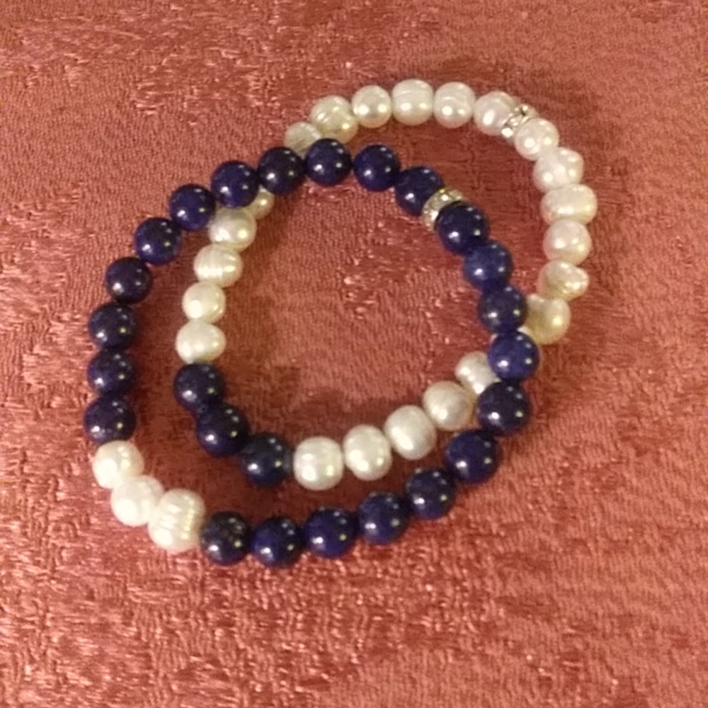 Handmade pearl and lapis bracelet set. - Picture 2 of 2